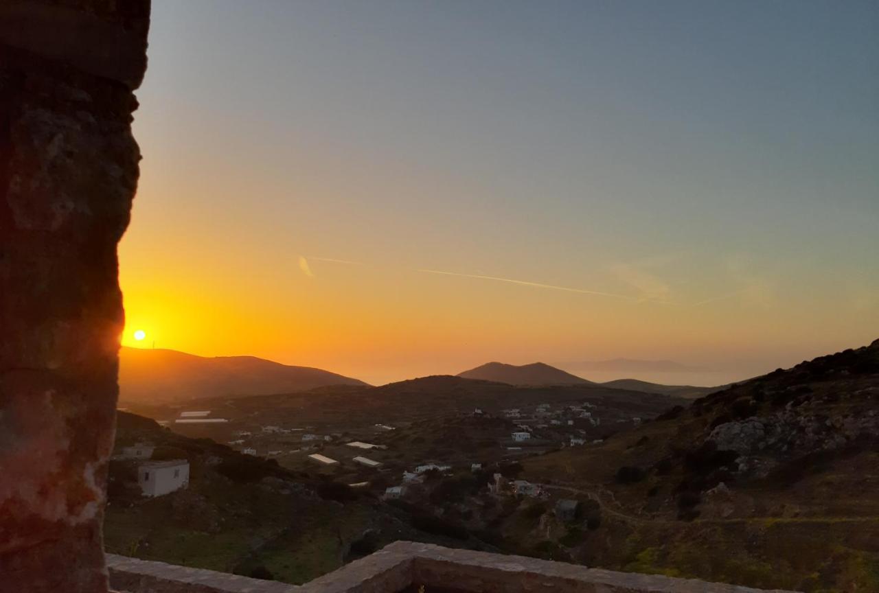Villa Adeiata Adiata Bagian luar foto