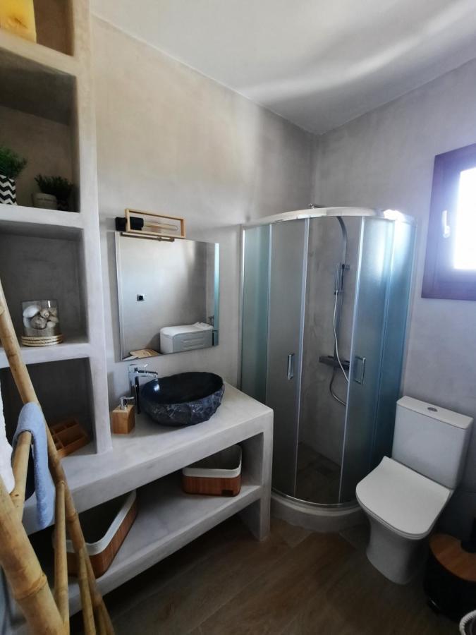 Villa Adeiata Adiata Bagian luar foto